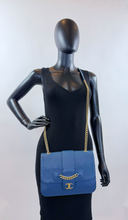 CHANEL SHEEPSKIN FRONT CHAIN FLAP IN NAVY