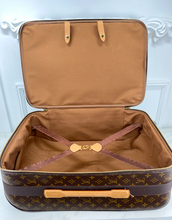 LOUIS VUITTON PEGASE 60 MONOGRAM