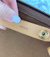 LOUIS VUITTON PEGASE 60 MONOGRAM