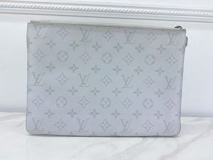 LOUIS VUITTON LOGO STORY LIMITED EDTION POUCH GM